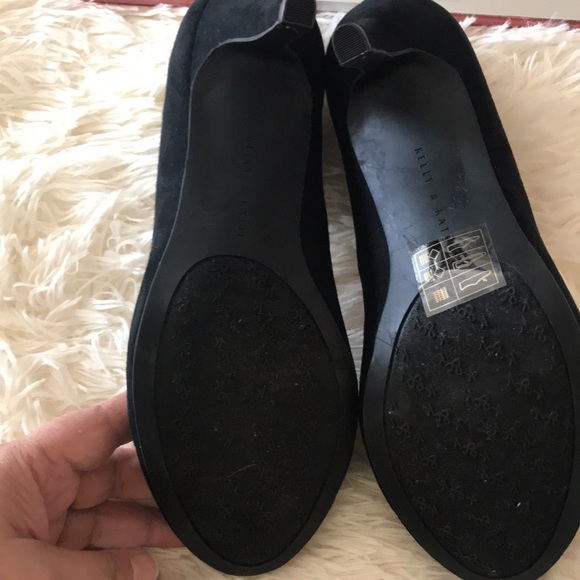 Kelly & Katie Black Suede heels sz 10 - Picture 6 of 7